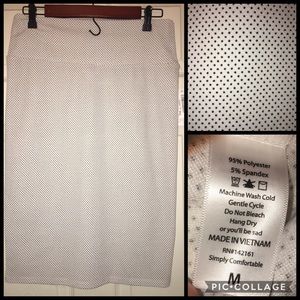 BNWT - White & Black Polka Dot Pencil skirt